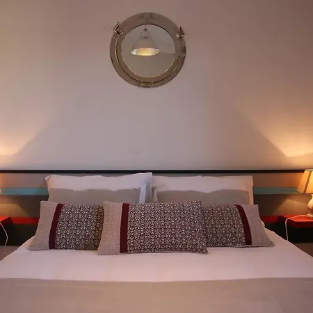 La Bastide Des Cypres Country house