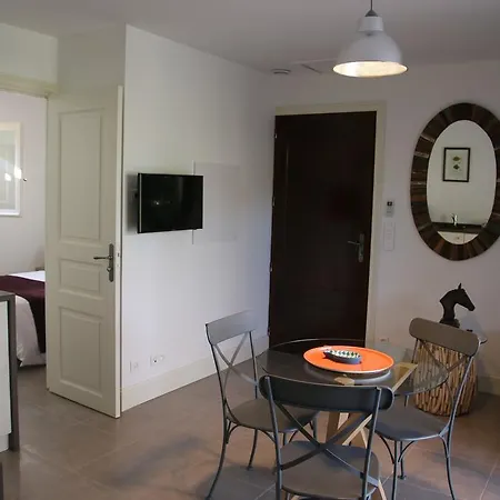 Country house La Bastide Des Cypres