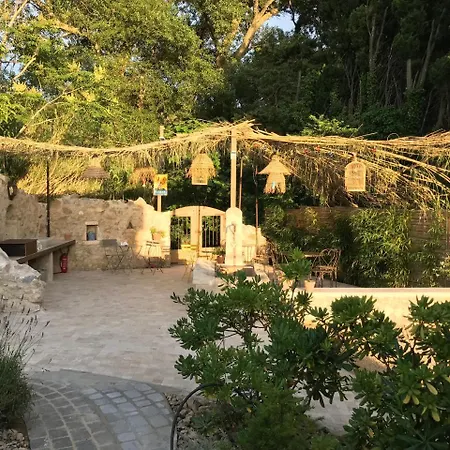 La Bastide Des Cypres Landhaus *
